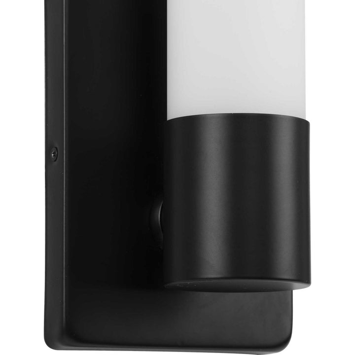 Progress Canada - P710047-031-30 - LED Wall Bracket - Blanco LED - Black
