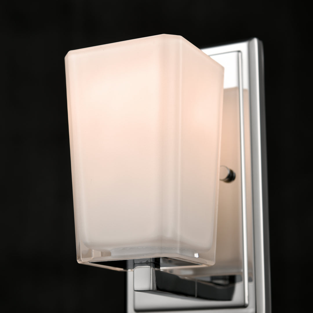 DVI Canada - DVP47901CH-SSOP - One Light Wall Sconce - Riverside - Chrome w/Silk Screen Opal Glass