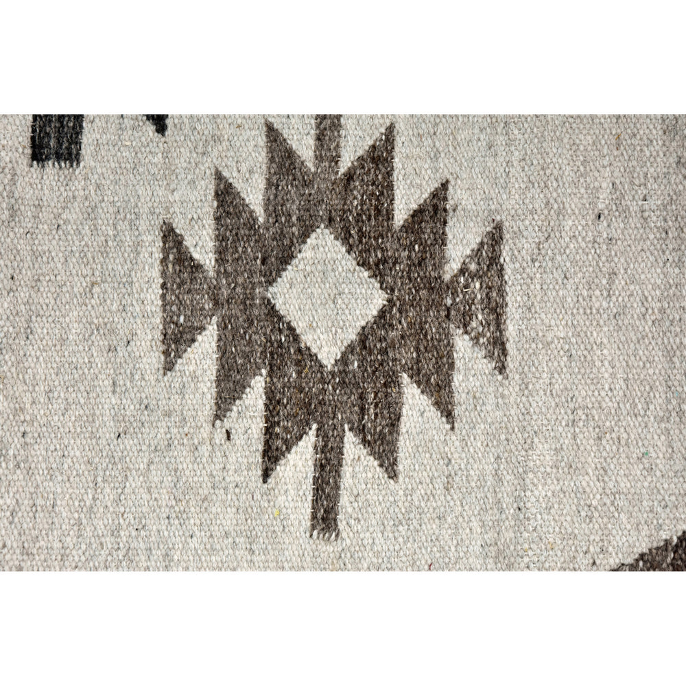 Renwil Canada - RBED-18502-912 - Home Accents - Floor Rugs