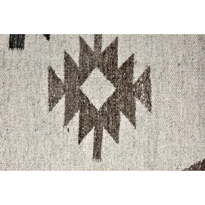 Renwil Canada - RBED-18502-912 - Home Accents - Floor Rugs
