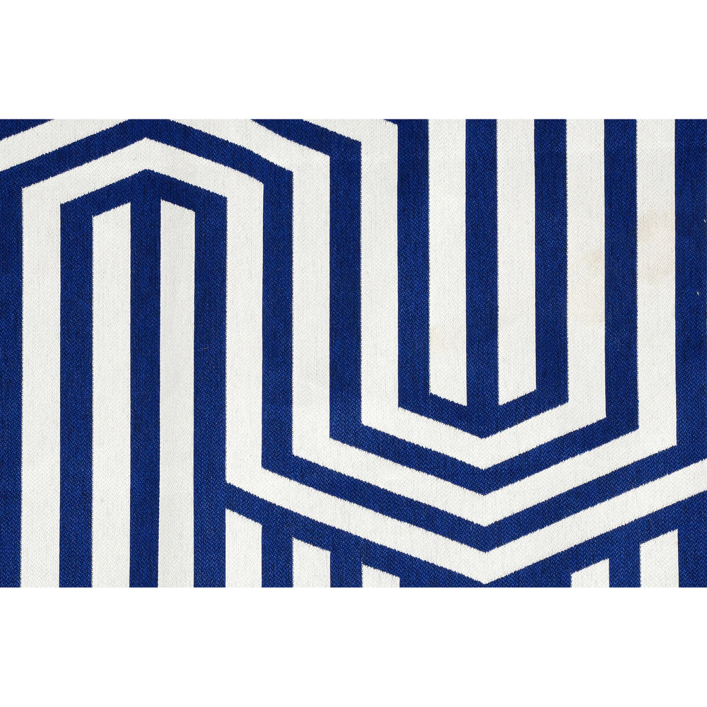 Renwil Canada - ROBLU-97432-58 - Home Accents - Floor Rugs