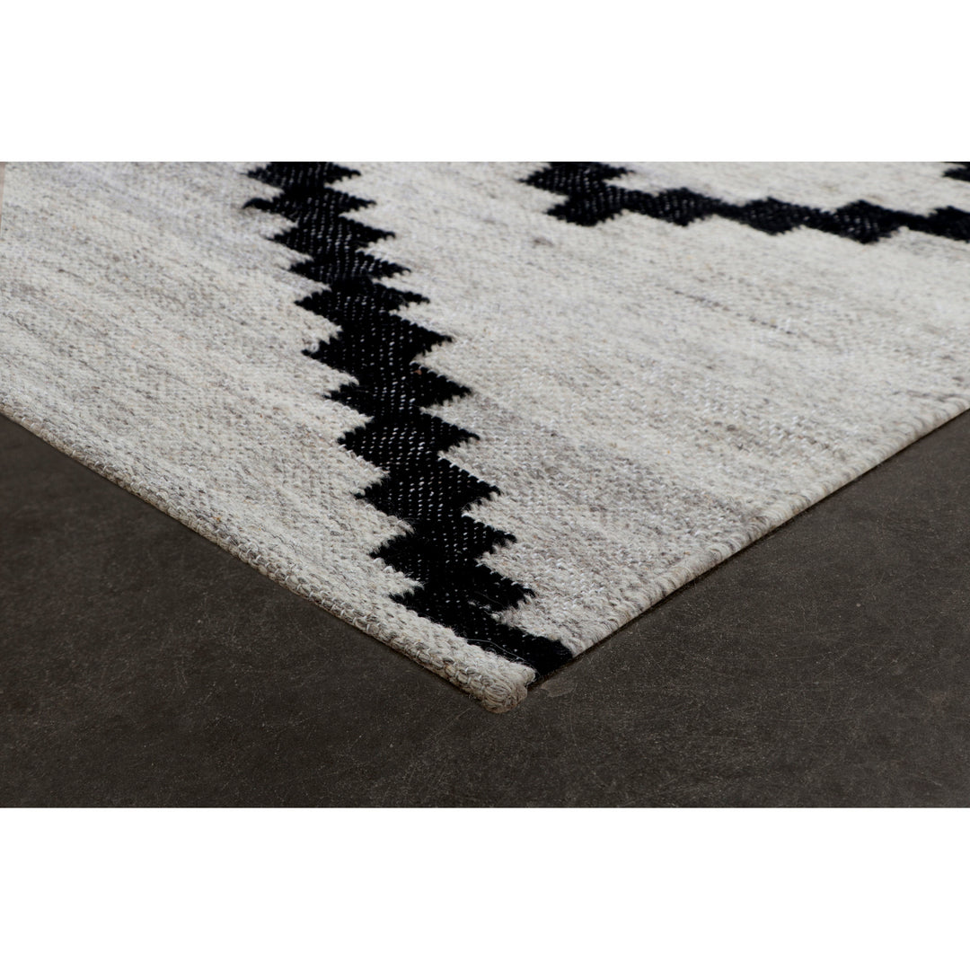 Renwil Canada - RZAA-90801-912 - Home Accents - Floor Rugs