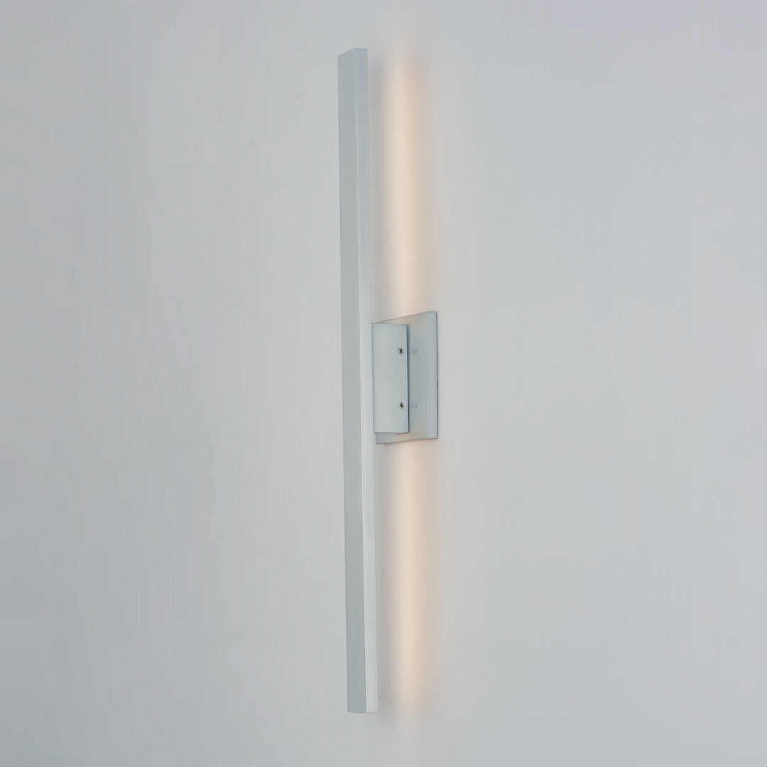 ET2 - E41343-SA - LED Outdoor Wall Sconce - Alumilux Line - Satin Aluminum