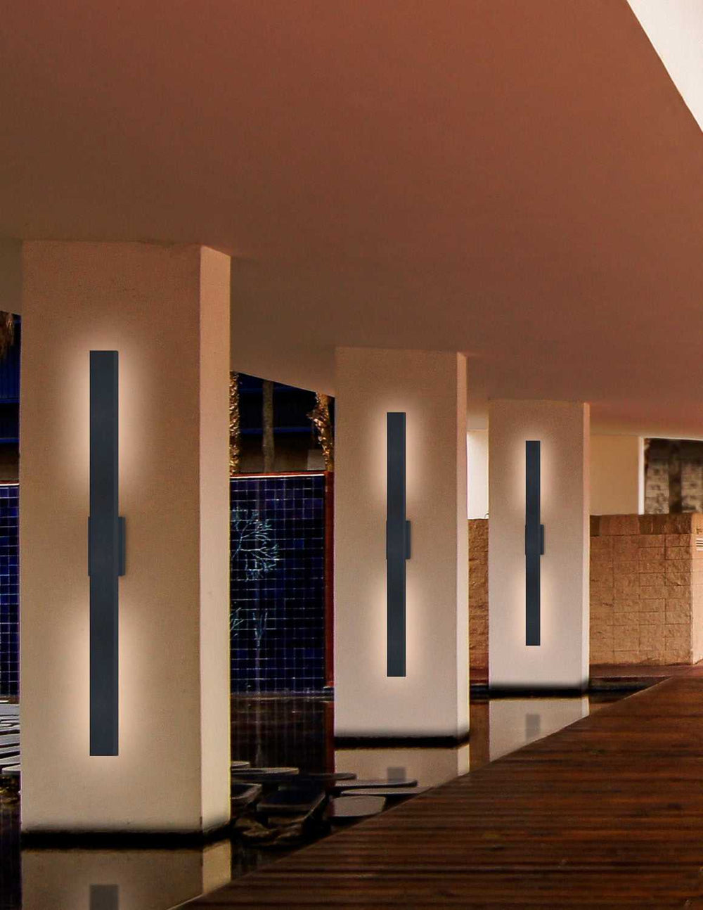 Zarai LED Outdoor Wall Sconce in Matte Black Justice Designs