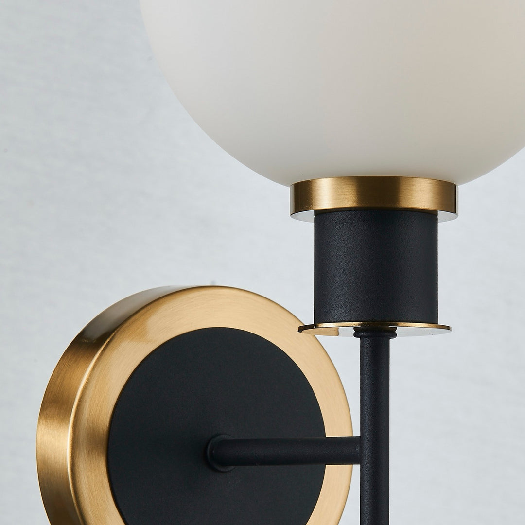 Artcraft Canada - AC11871WH - One Light Wall Sconce - Gem - Black and Brushed Brass