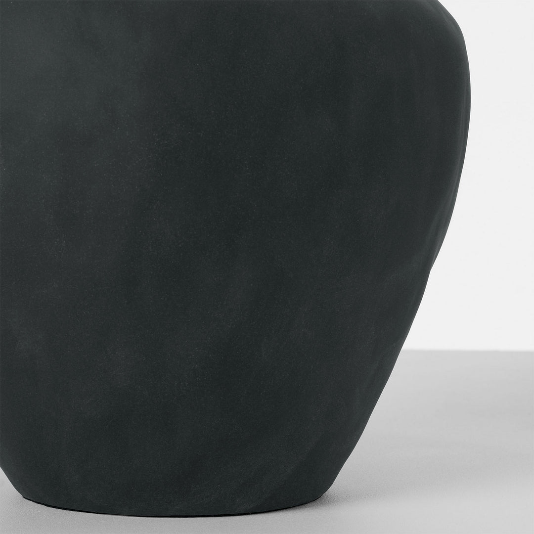 Visual Comfort Studio Canada - HT1111RBC1 - One Light Table Lamp - Cadley - Rough Black Ceramic