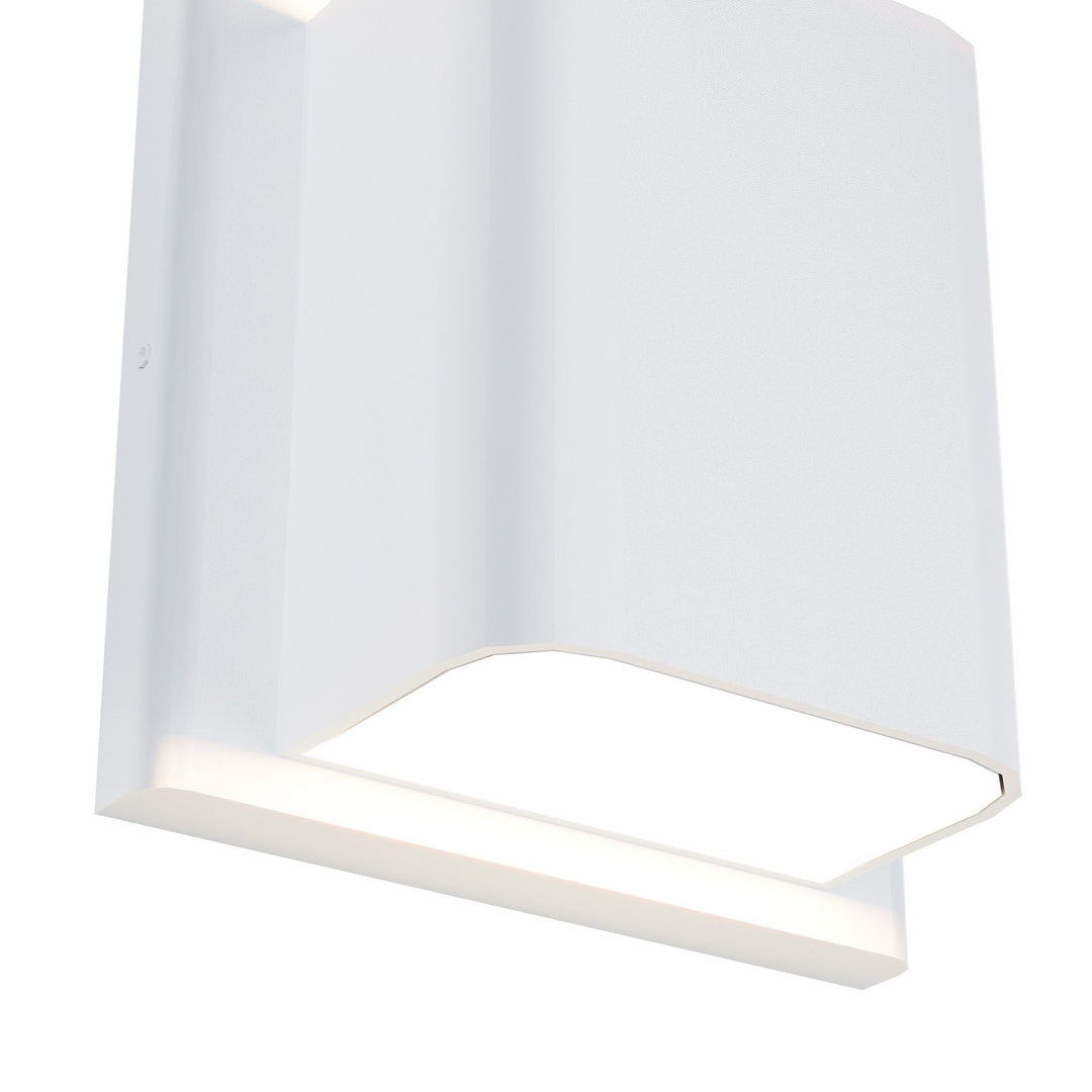 Kuzco Canada - AT48403-WH-UNV-3CCT - LED All terior Wall - Tolan - White