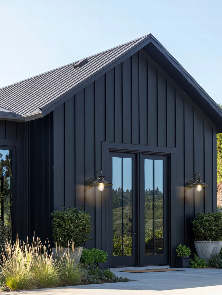 Z-Lite Canada - 5027M-BK - One Light Outdoor Wall Mount - RLM - Sand Black