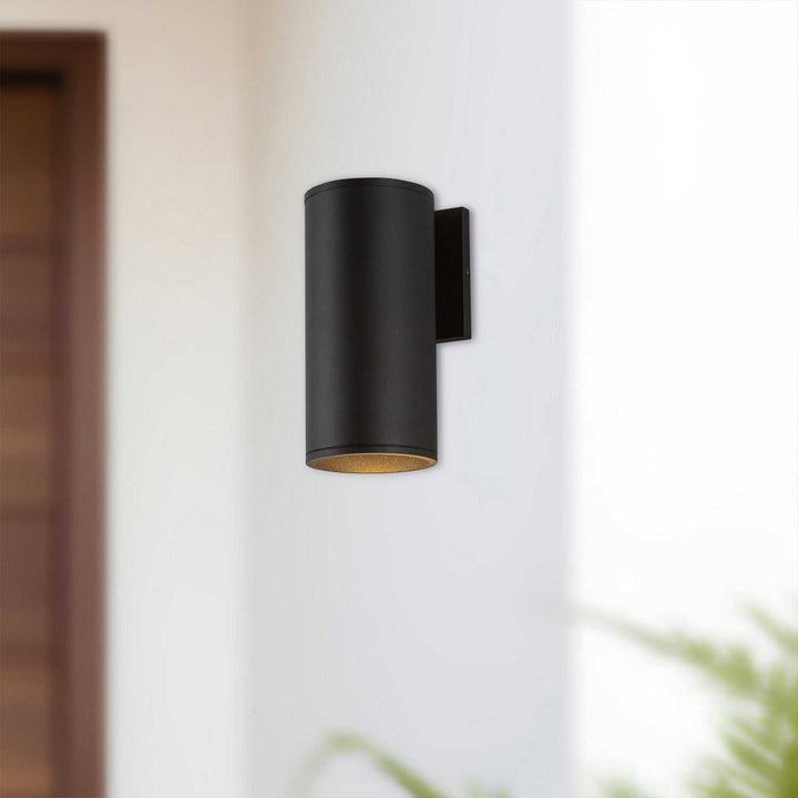 Kuzco Canada - LD4-WS09W20-3036-BK-UNV-010 - LED Outdoor Wall Sconce - Lorna - Black