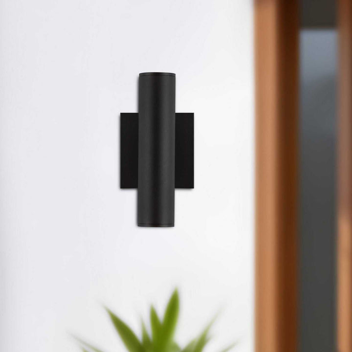 Kuzco Canada - LD2-UD09W14-3036-BK-UNV-010 - LED Wall Sconce - Lorna - Black