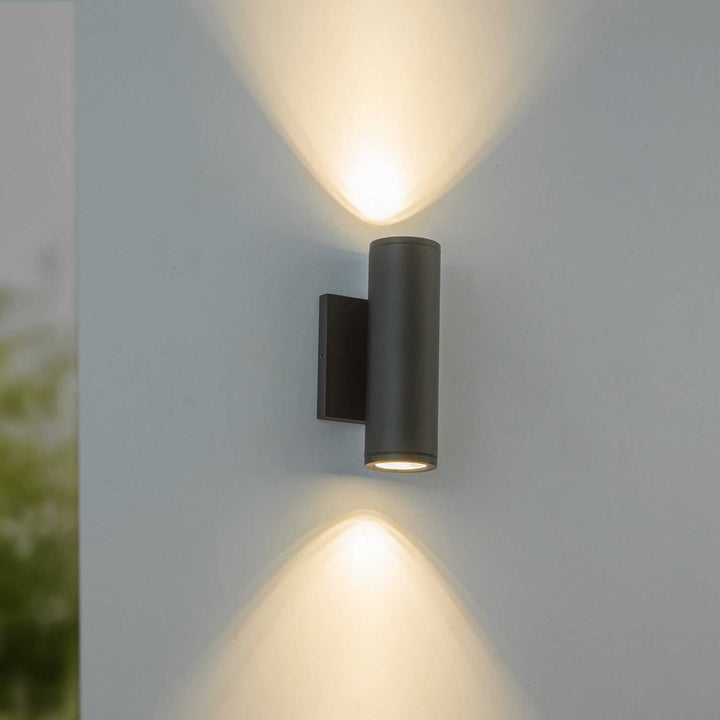 Kuzco Canada - EW262208-BK - LED Outdoor Wall Sconce - Nordic - Black
