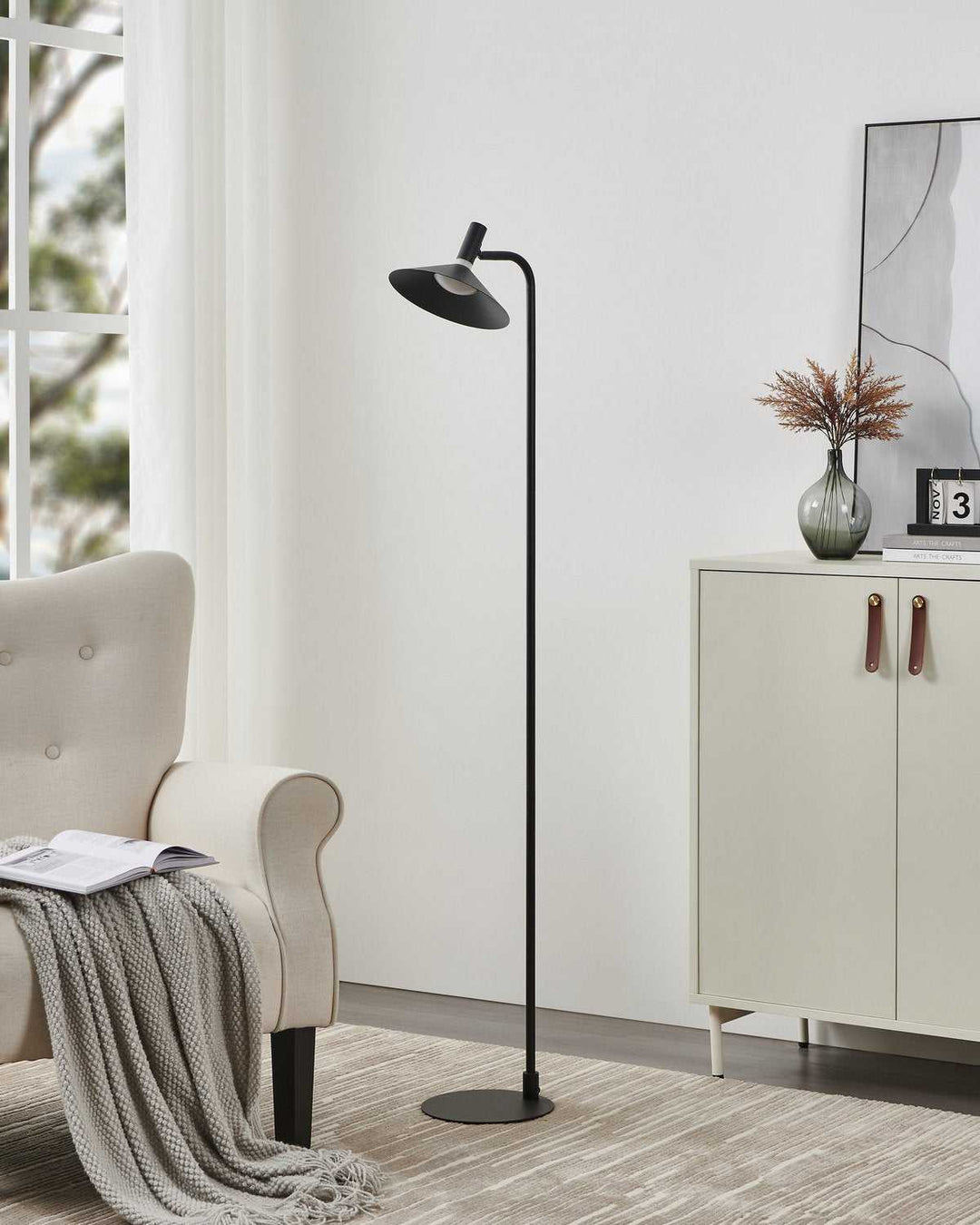 Conomavilla LED Floor Lamp in Black Eglo Canada