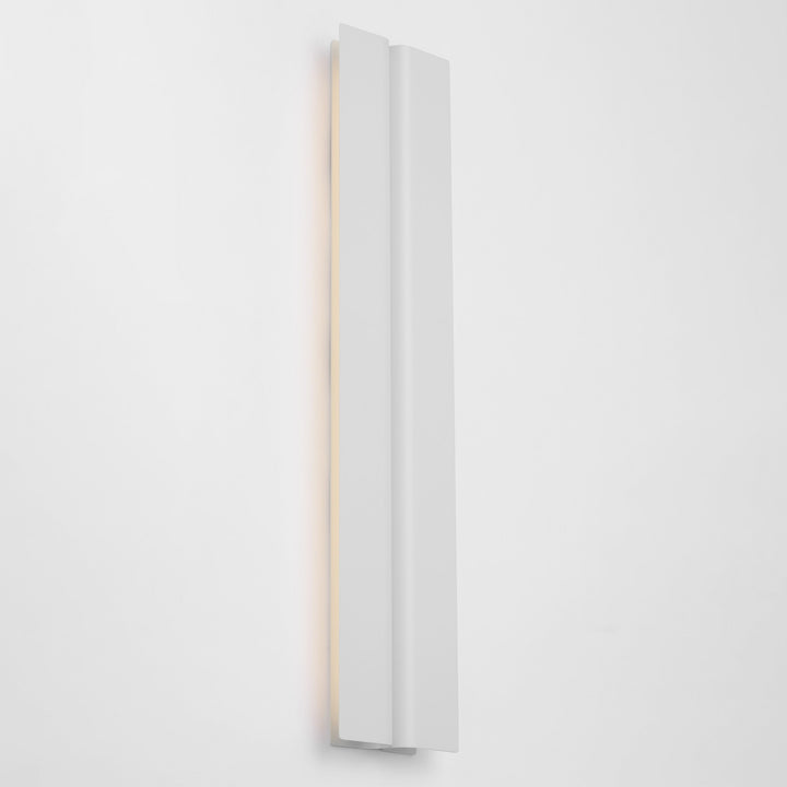 Cloak LED Vanity in Matte White Visual Comfort Modern