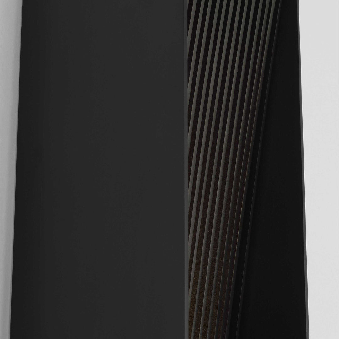 Strum LED Outdoor Wall Mount in Outdoor Black Visual Comfort Modern
