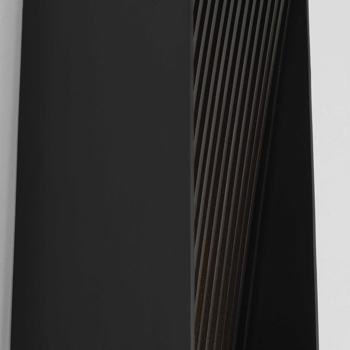 Strum LED Outdoor Wall Mount in Outdoor Black Visual Comfort Modern