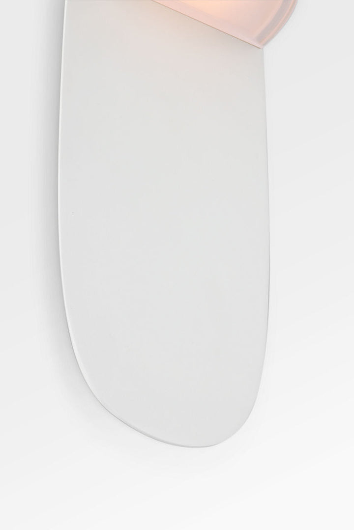 Visual Comfort Studio Canada - KSW1221MWT - LED Wall Sconce - Axel - Matte White/Matte White