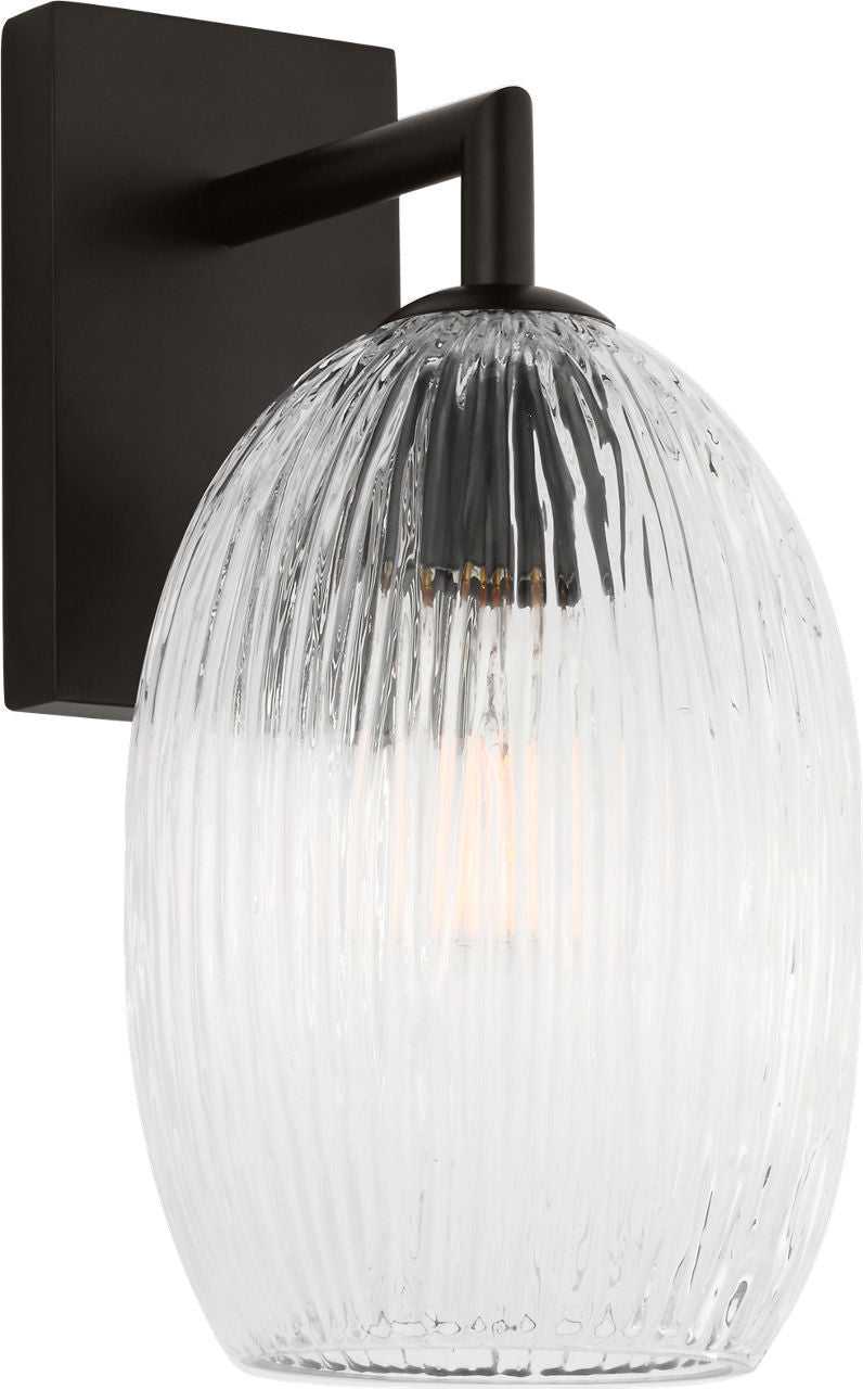 Visual Comfort Studio Canada - HW1001AI - One Light Wall Sconce - Serafina - Aged Iron | Aged Iron