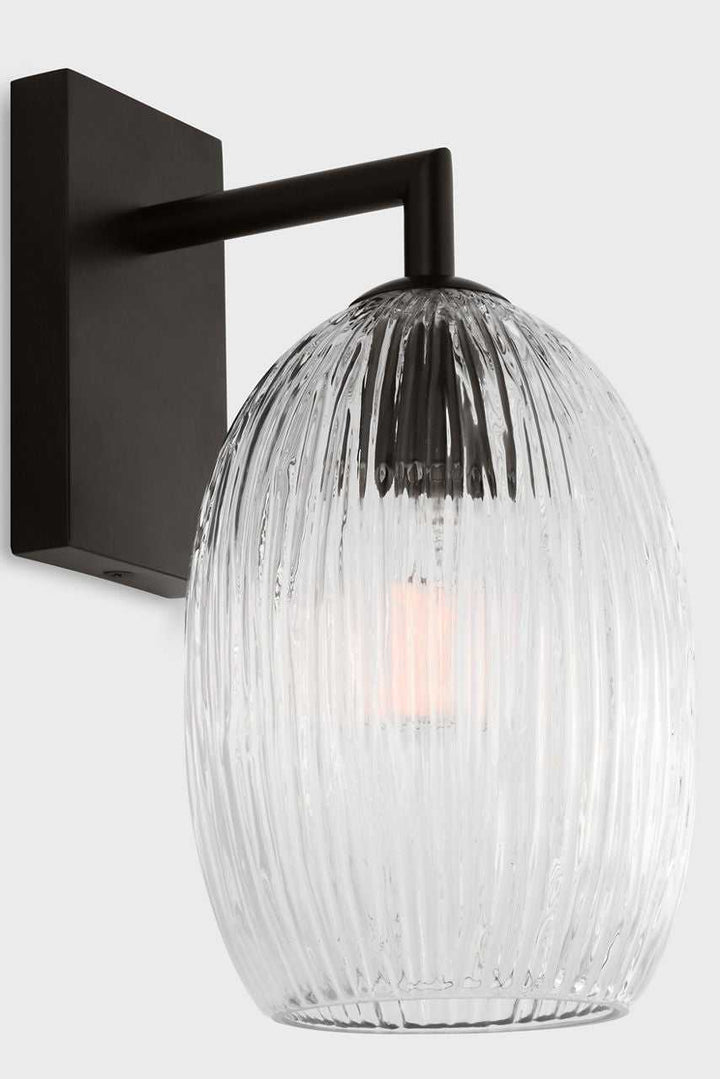 Visual Comfort Studio Canada - HW1001AI - One Light Wall Sconce - Serafina - Aged Iron | Aged Iron