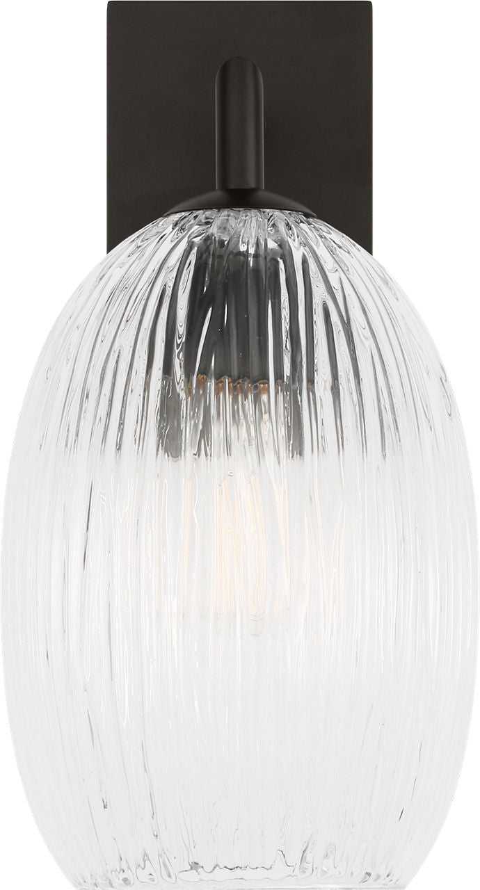 Visual Comfort Studio Canada - HW1001AI - One Light Wall Sconce - Serafina - Aged Iron | Aged Iron