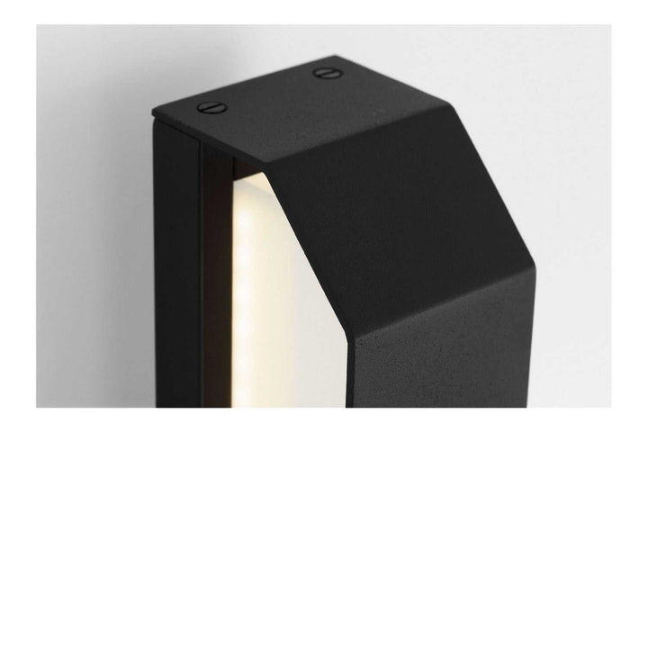 Lakemont LED Outdoor Wall Lantern in Textured Black Generation Lighting Canada
