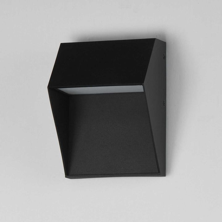 Maxim - 42132BK - LED Outdoor Wall Sconce - Cliffsedge VX - Black