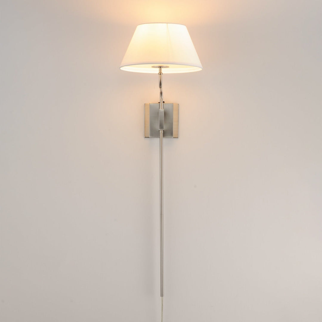 Maxim - 18410OFPN - One Light Wall Sconce - Dunbridge - Polished Nickel