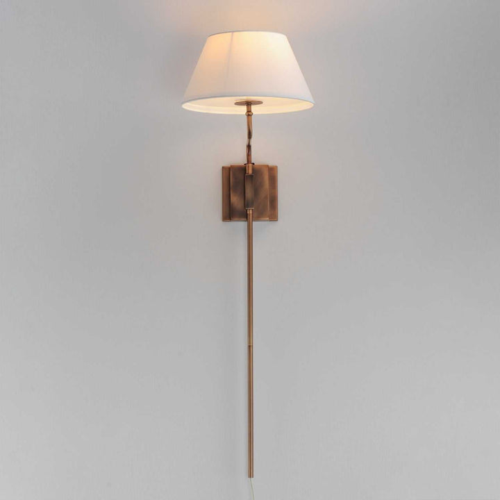 Maxim - 18410OFWBR - One Light Wall Sconce - Dunbridge - Weathered Brass