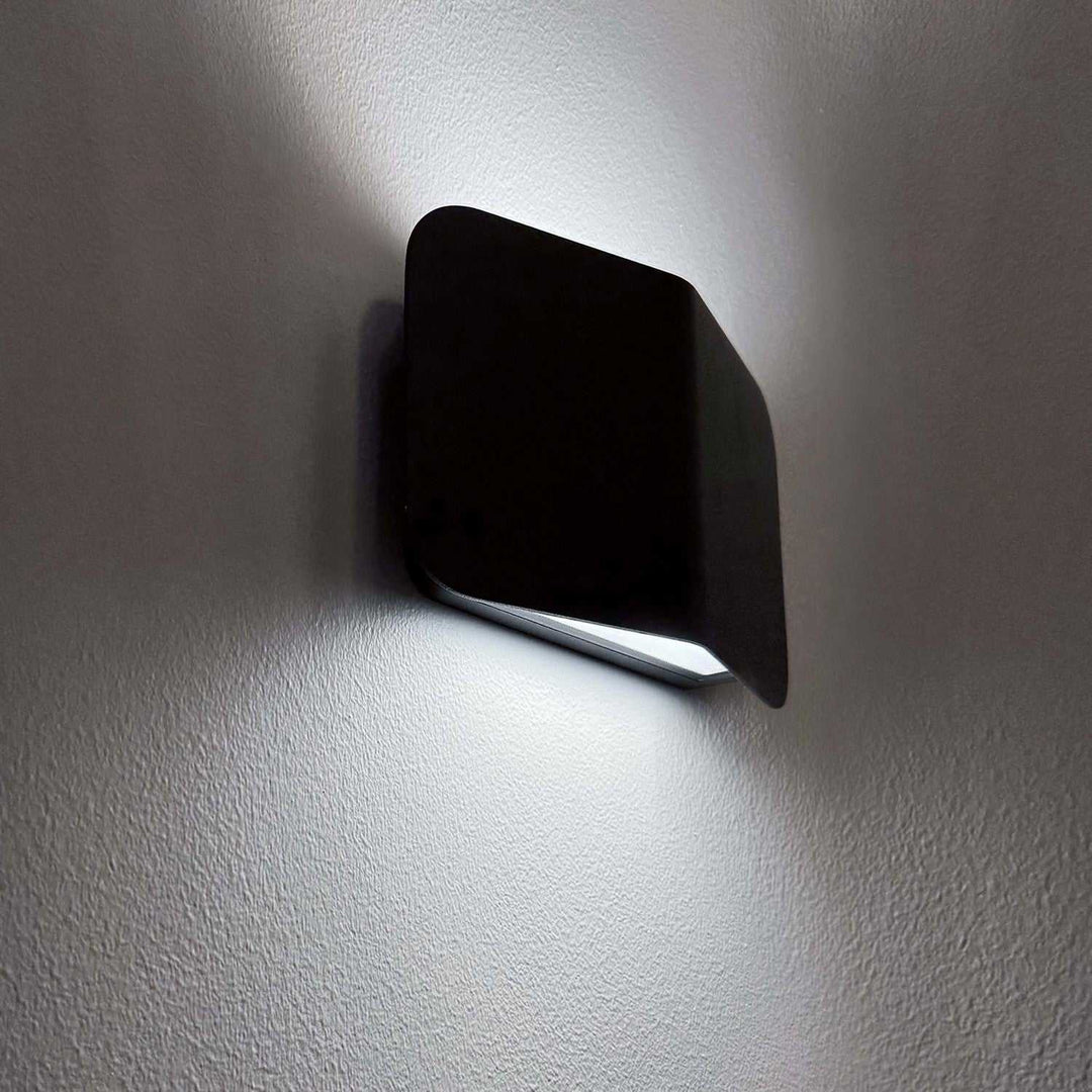 Olivia LED Outdoor Wall Sconce in Matte Black Dainolite Canada