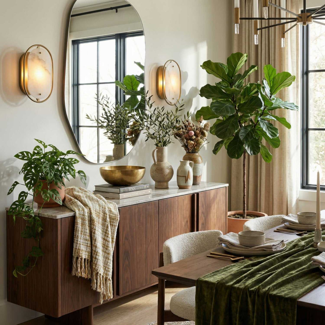 Panelist One Light Wall Sconce in Brass Kisser Varaluz