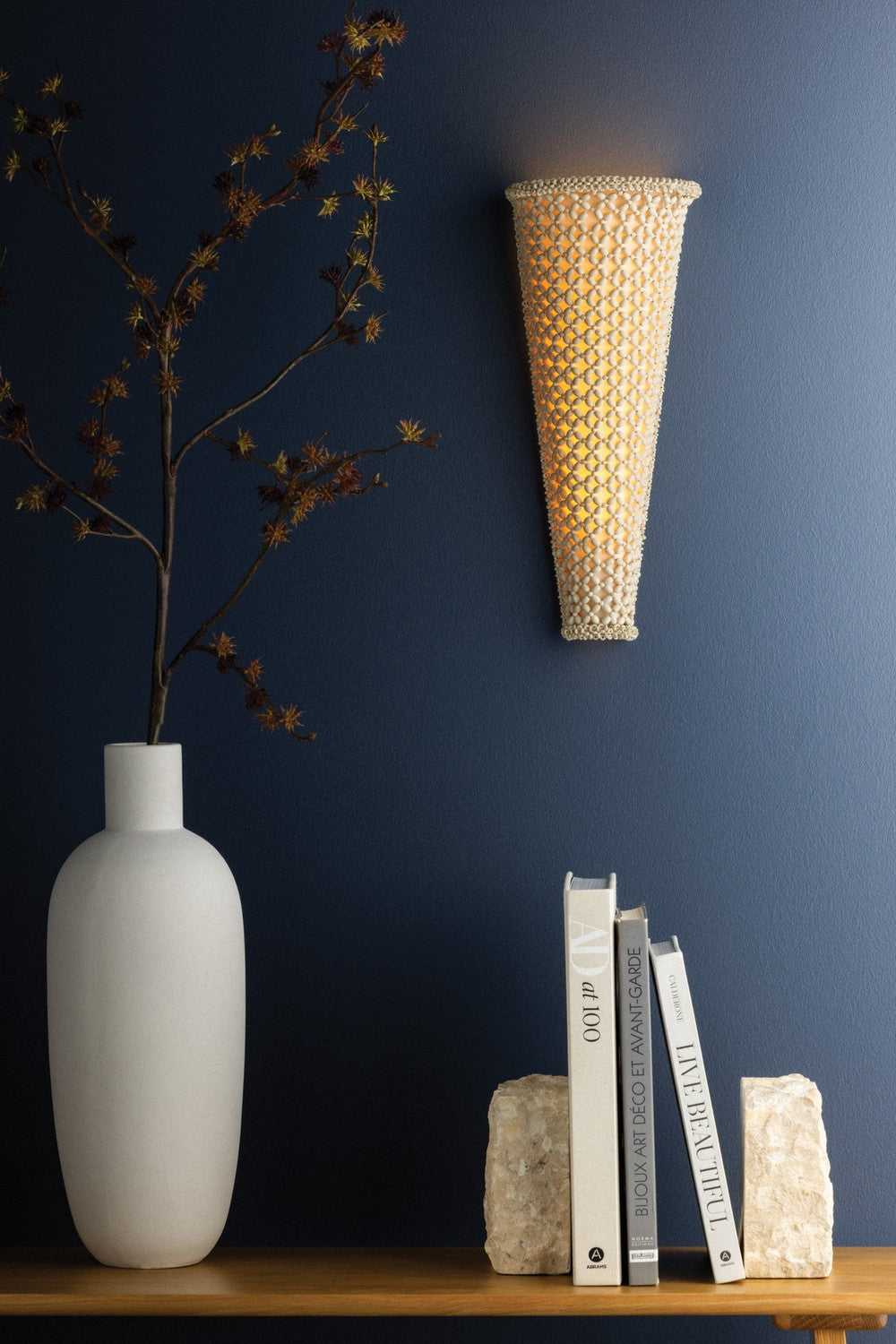 West Park LED Wall Sconce in Soft White Hudson Valley Canada