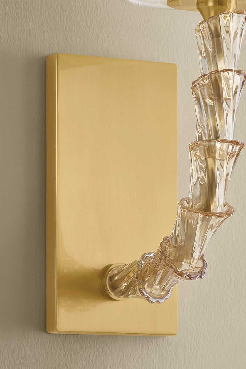 Calumet One Light Wall Sconce in Aged Brass Hudson Valley Canada