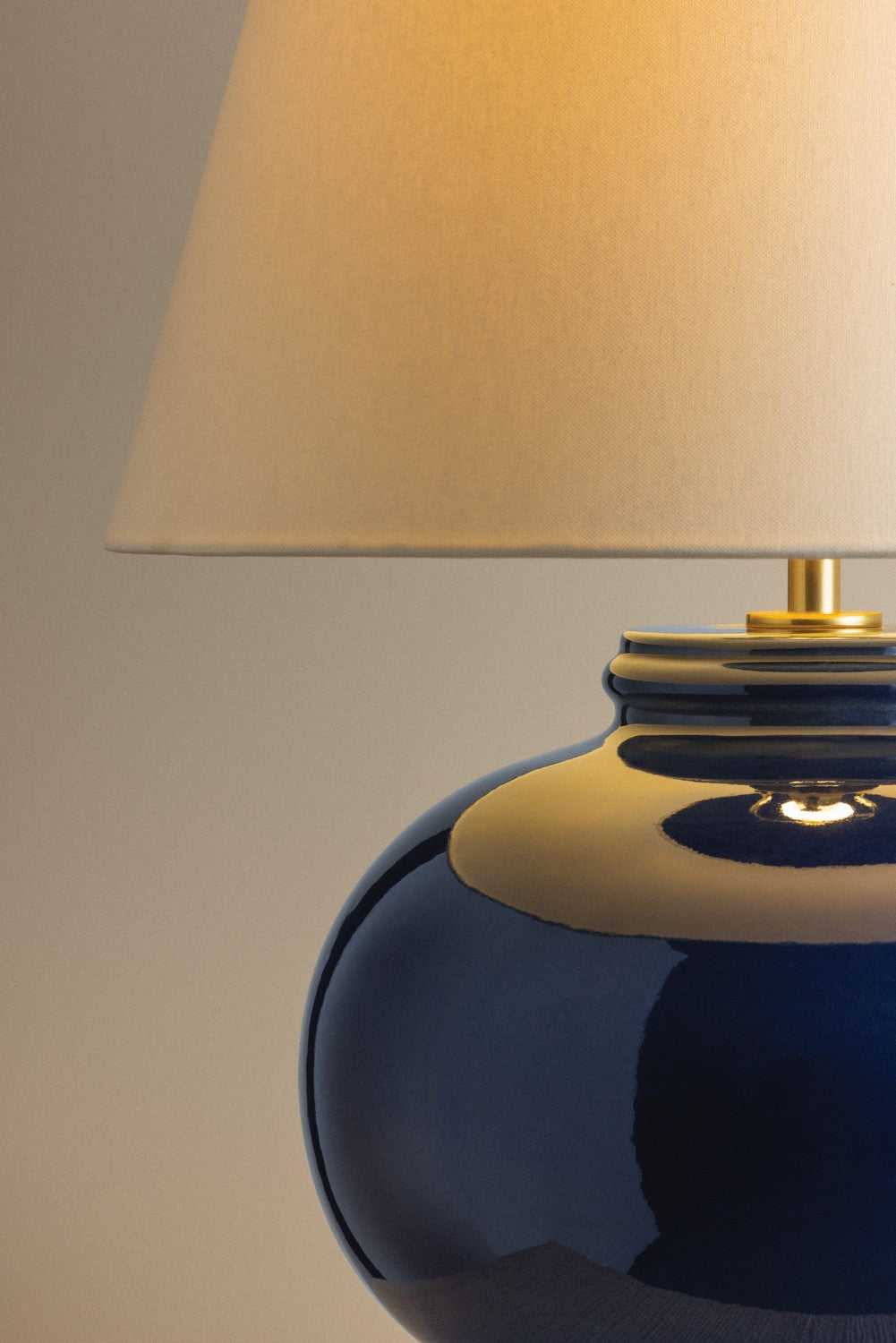 Moodus One Light Table Lamp in Aged Brass Hudson Valley Canada