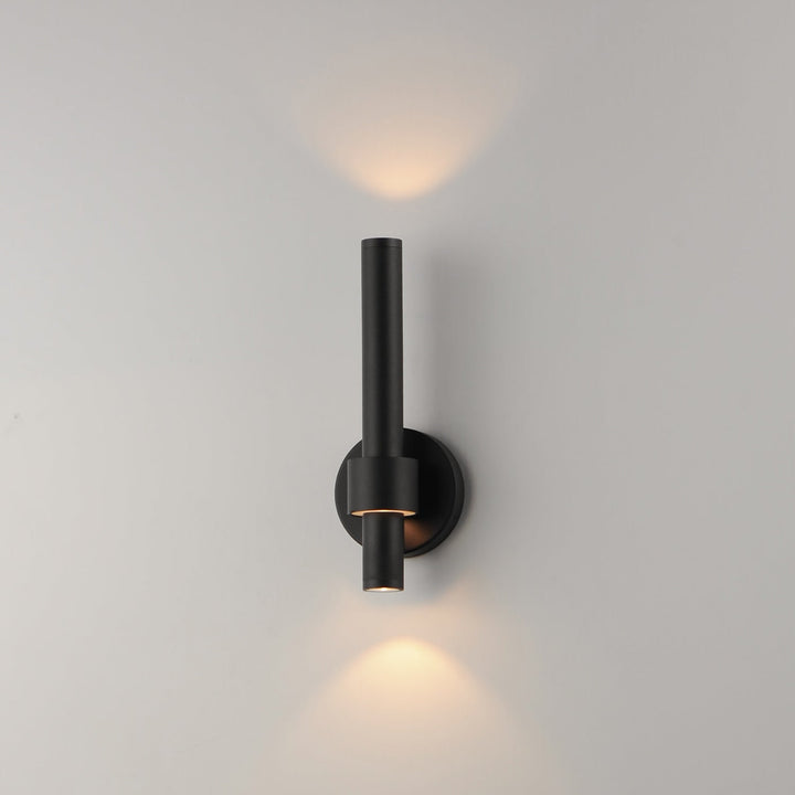 Reveal Outdoor LED Wall Sconce in Black ET2