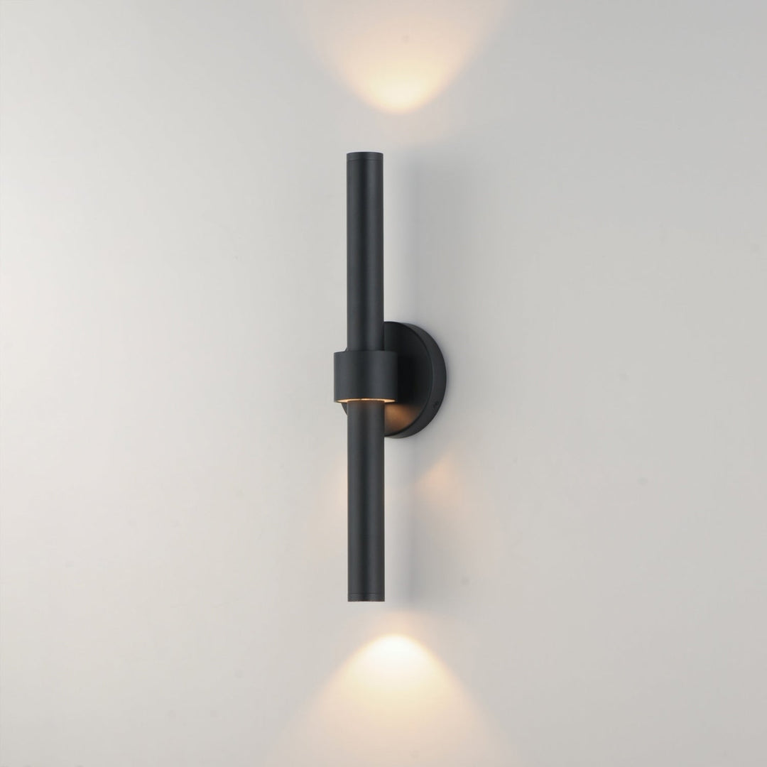 Reveal Outdoor LED Wall Sconce in Black ET2