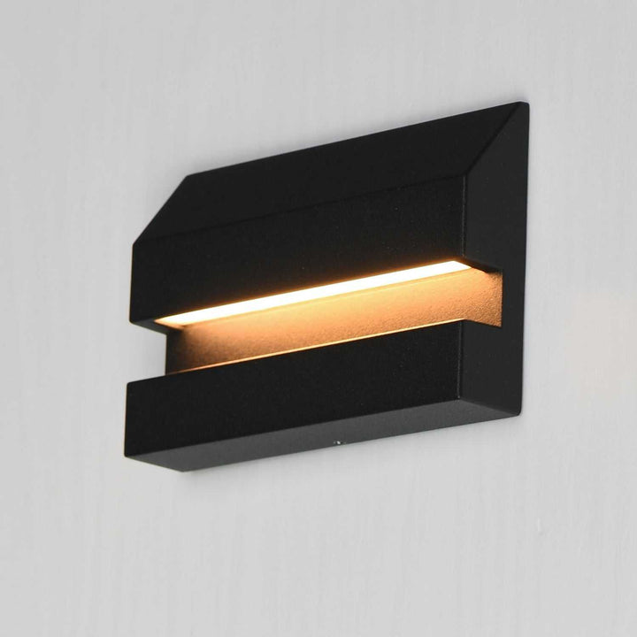 Brink LED Wall Sconce in Black ET2