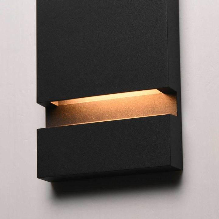 Brink LED Wall Sconce in Black ET2