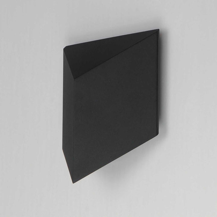 Fractal LED Wall Sconce in Black ET2