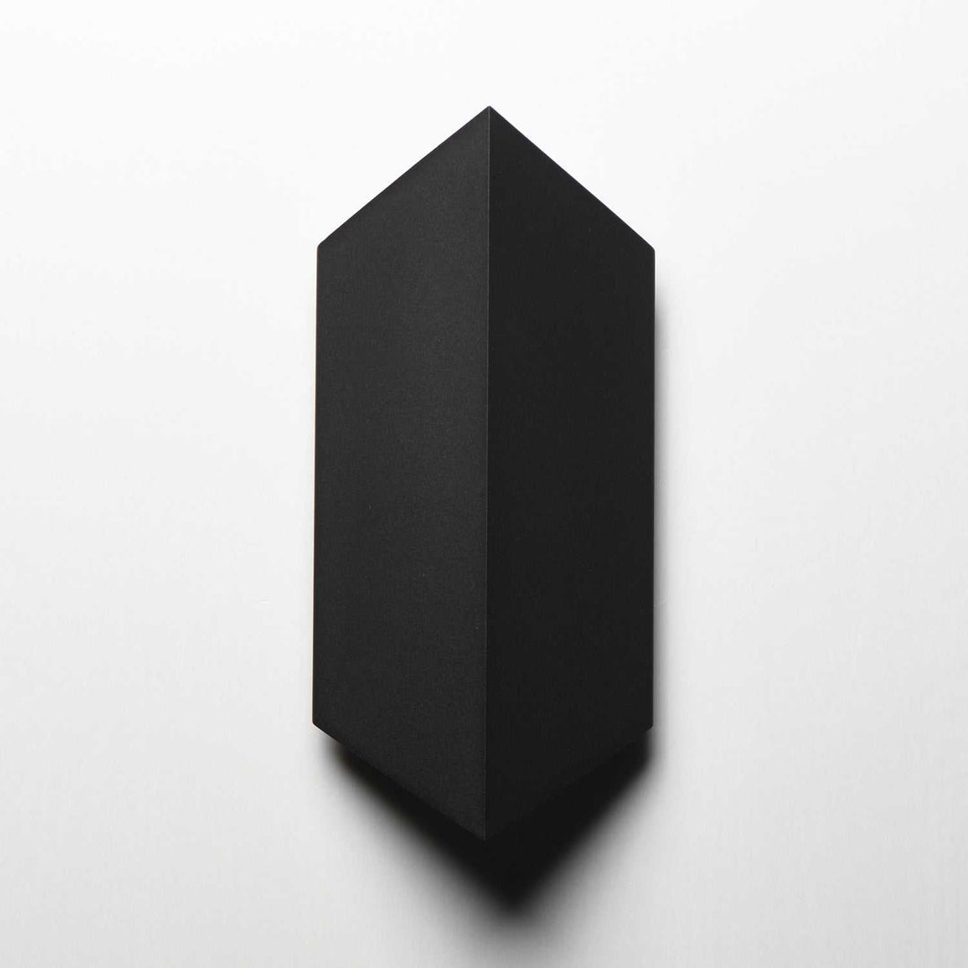 Fractal LED Wall Sconce in Black ET2