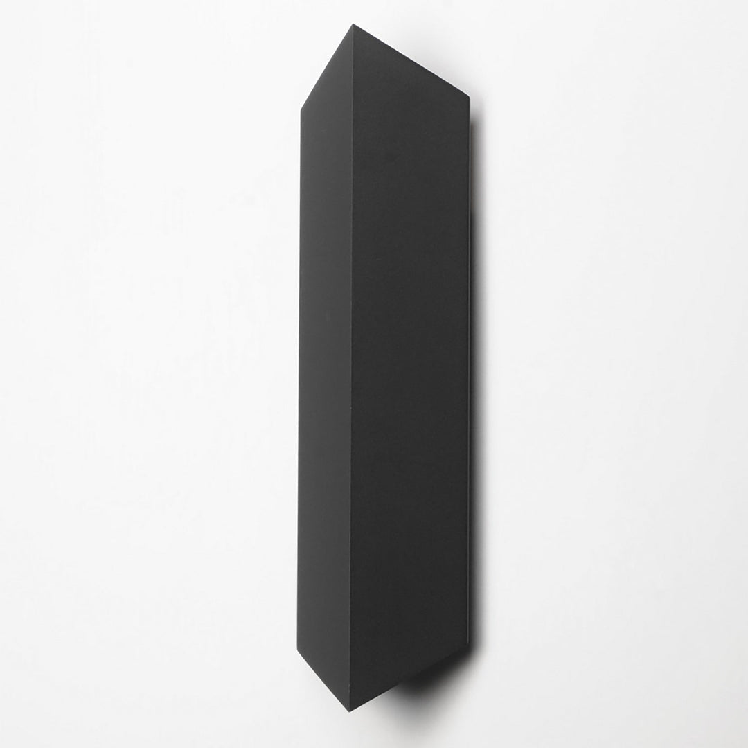 Fractal LED Wall Sconce in Black ET2