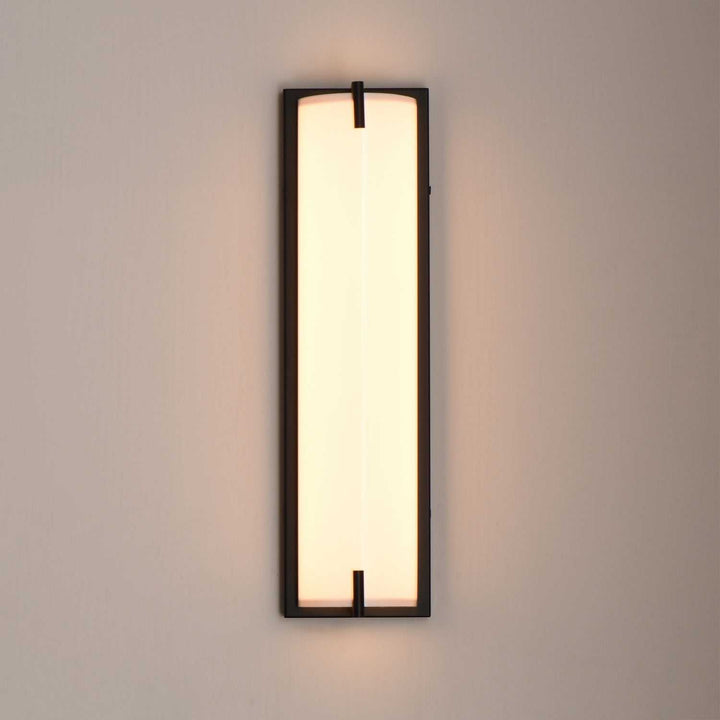 Alto LED Bath Sconce in Black ET2