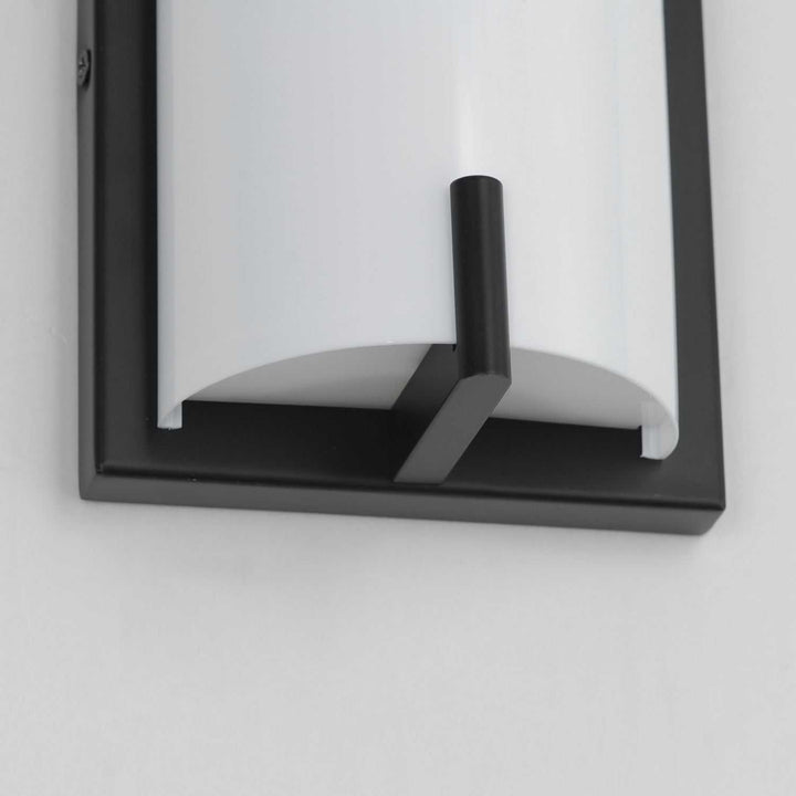 Alto LED Bath Sconce in Black ET2