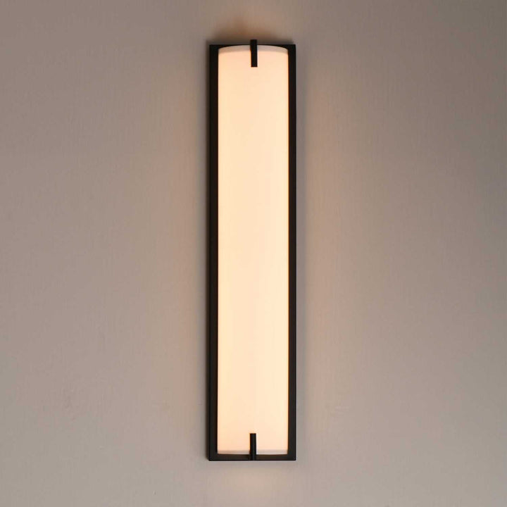 Alto LED Bath Sconce in Black ET2
