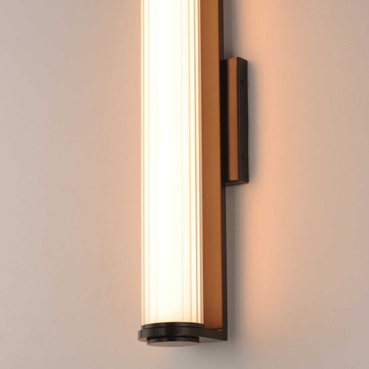 Vetra LED Wall Sconce in Black ET2